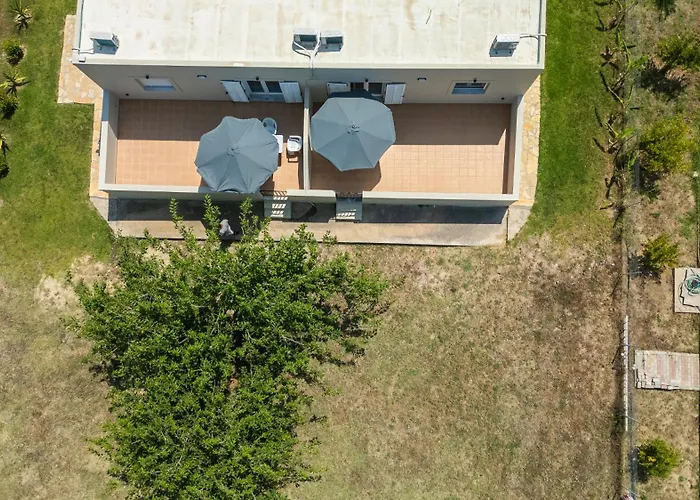 Stone And Sea Retreat Serenity- Modern Stone Hébergement de vacances *